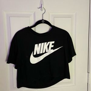 Nike cropped t-shirt